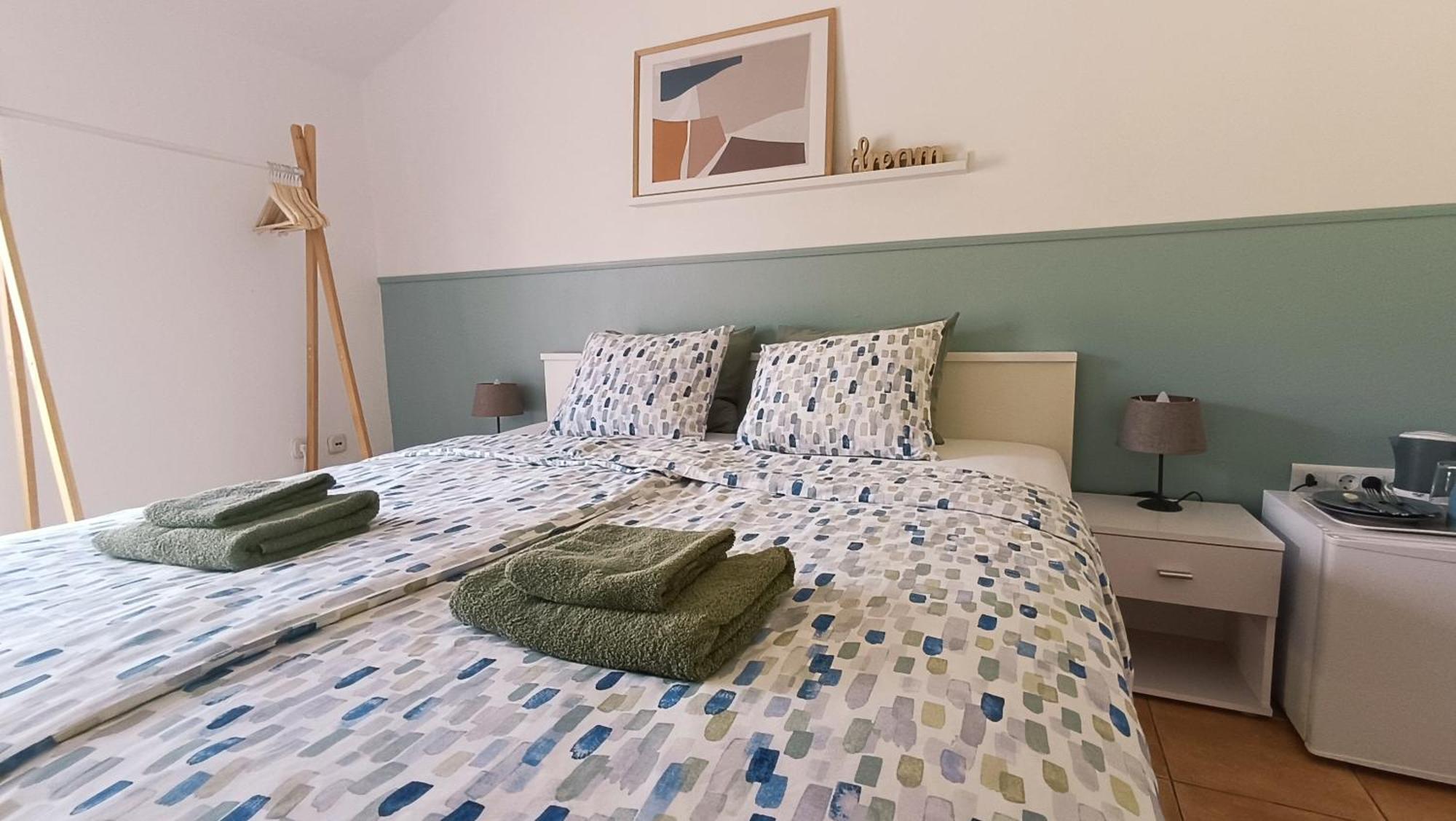 Apartment & Rooms Roza Peroj Chambre photo