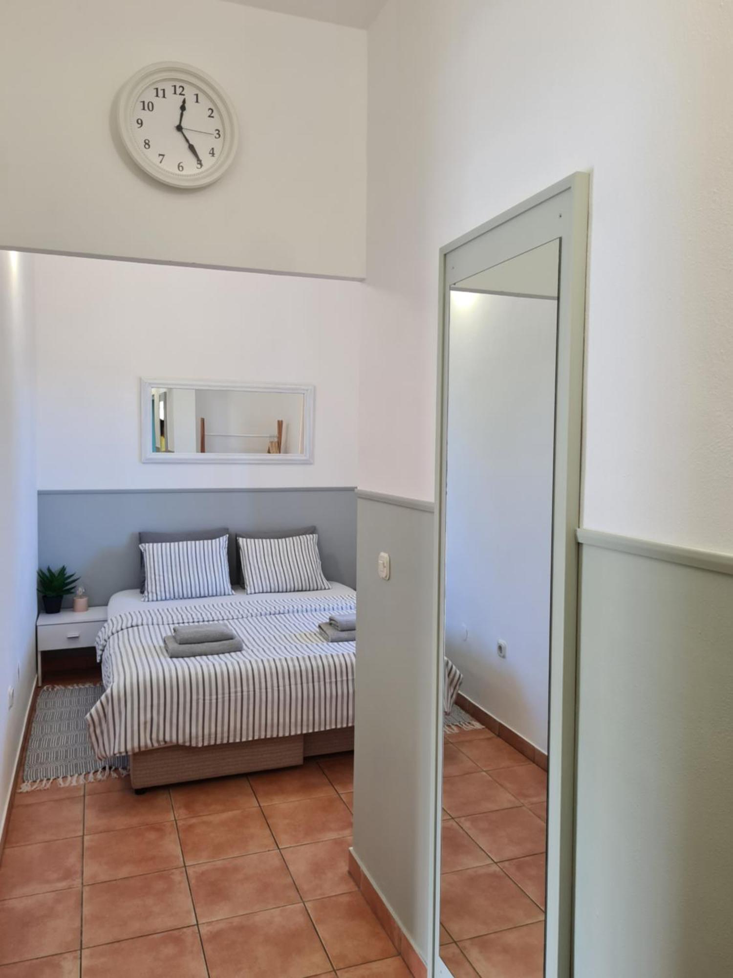 Apartment & Rooms Roza Peroj Chambre photo